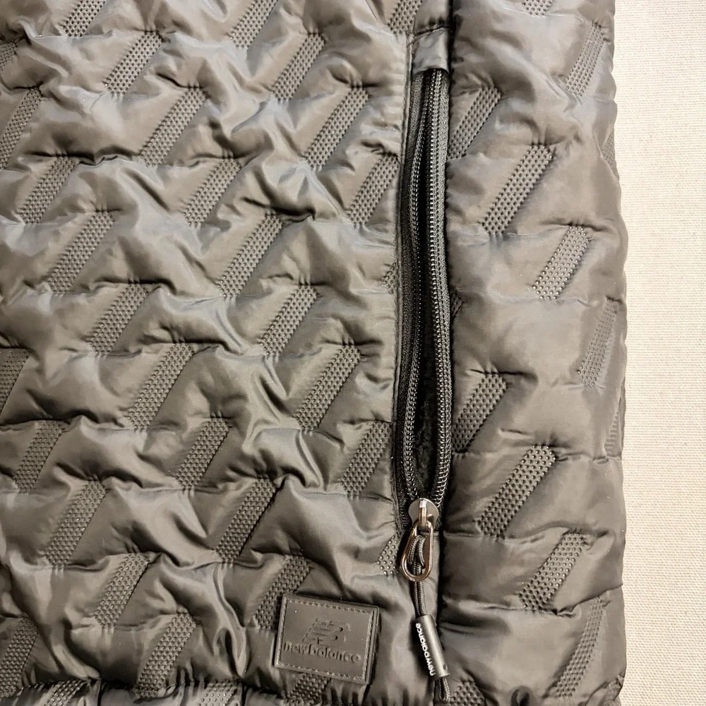 New Balance Puffer Tech Vest Mens Small Black Graphite Quilted Full Zip PO 8727